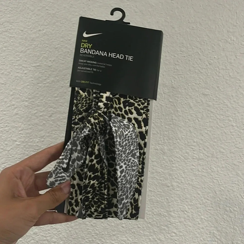 S1 Nike Dry Animal Leopard Cheetah Printed Bandana Tie Reversible Brown Black